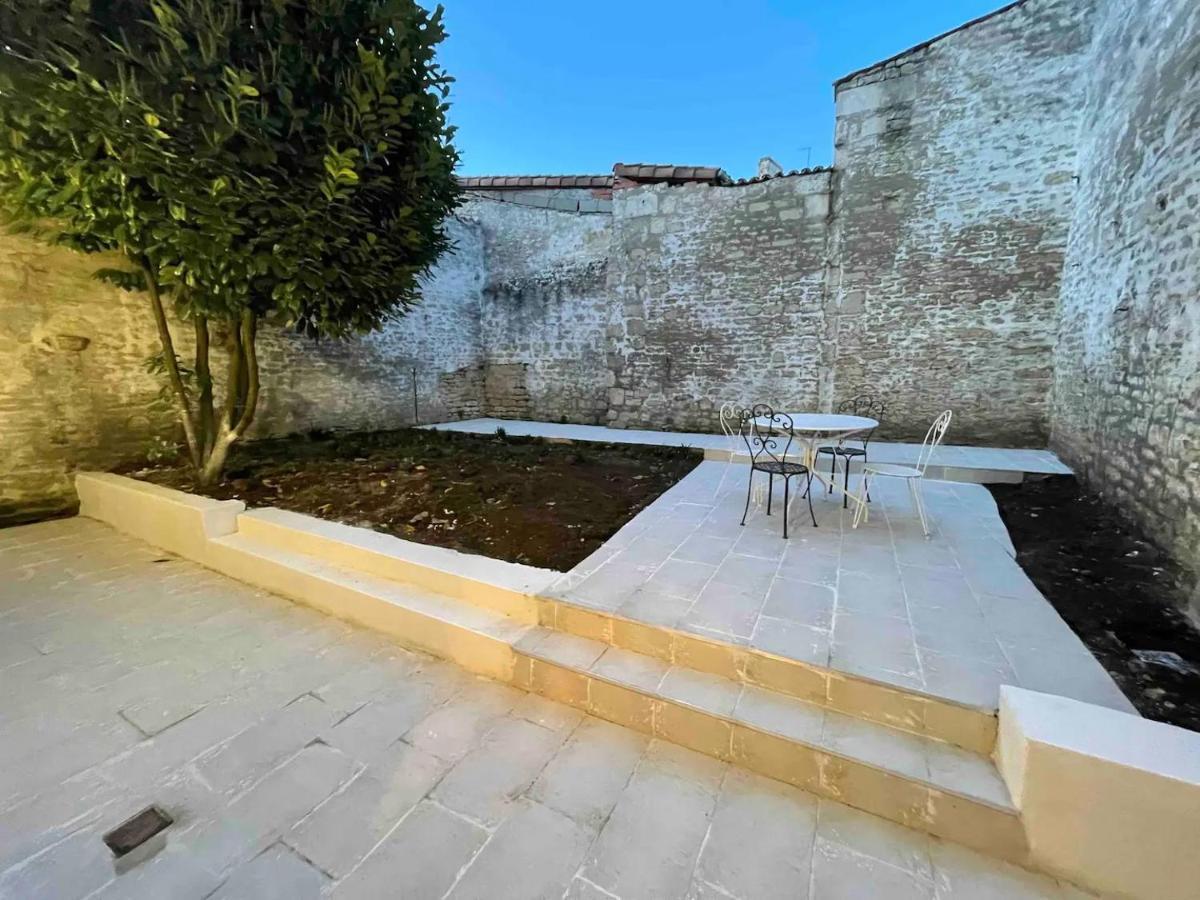 Le Jardin Niortais - Hyper centre, Jardin privé, WIFI haut-débit Exterior foto
